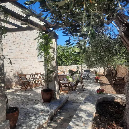 Masseria - Trulli Genius Loci Dimore Landhuis Monopoli